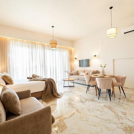 Petradi Suites Kalamata Ngoại thất bức ảnh