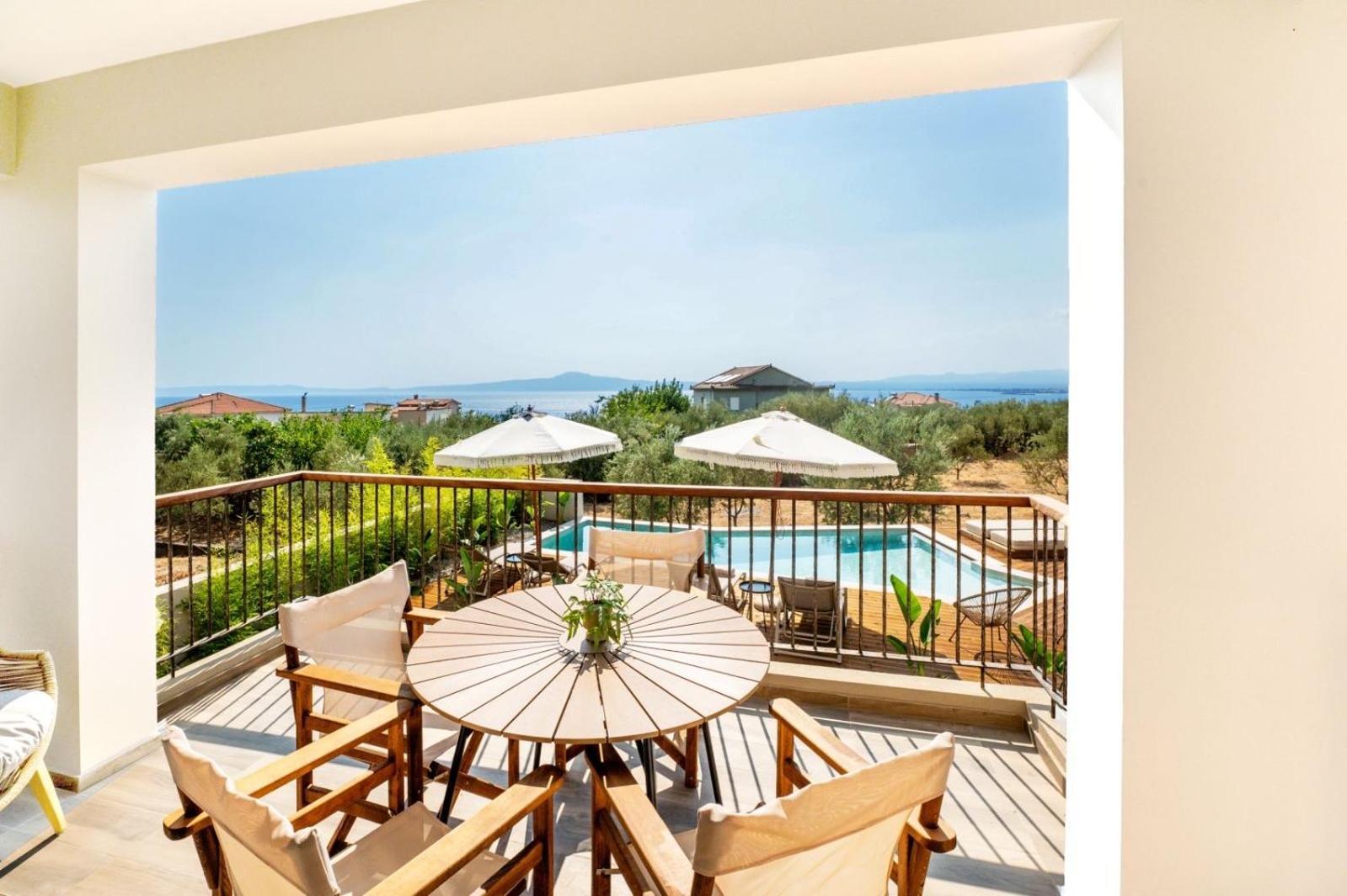 Petradi Suites Kalamata Ngoại thất bức ảnh